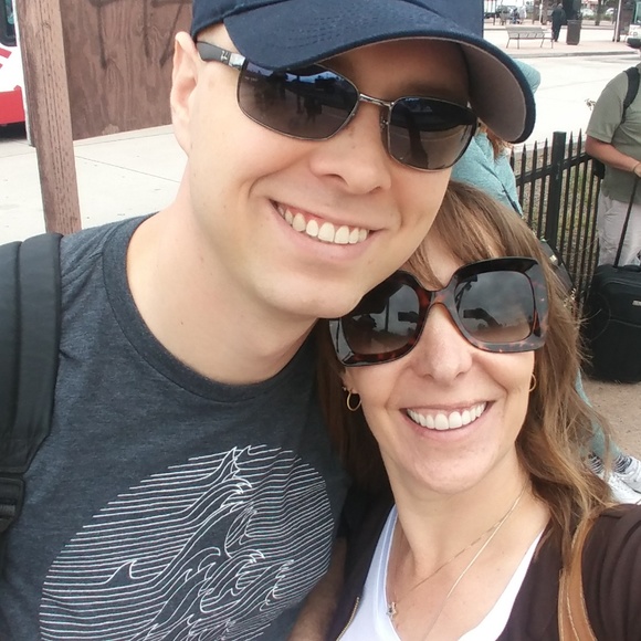 Meet your posher - Picture 3 of 7